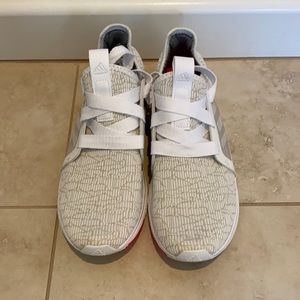 Adidas edge lux bounce